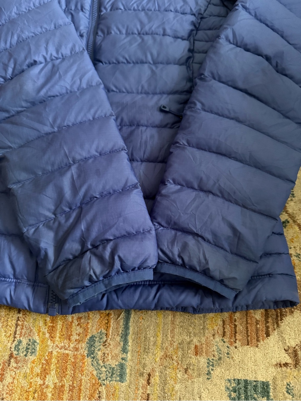 Patagonia women’s down sweater- Puffer Jacket royal blue - Picture 3 of 4